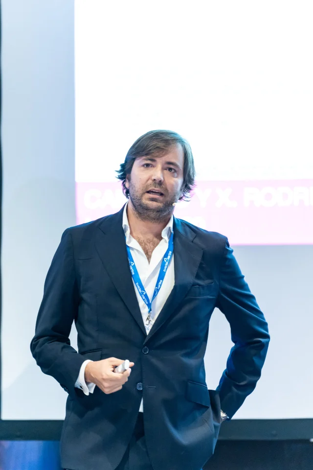 19 SIMPOSIO CONVERGENCIA COMO BASE-005