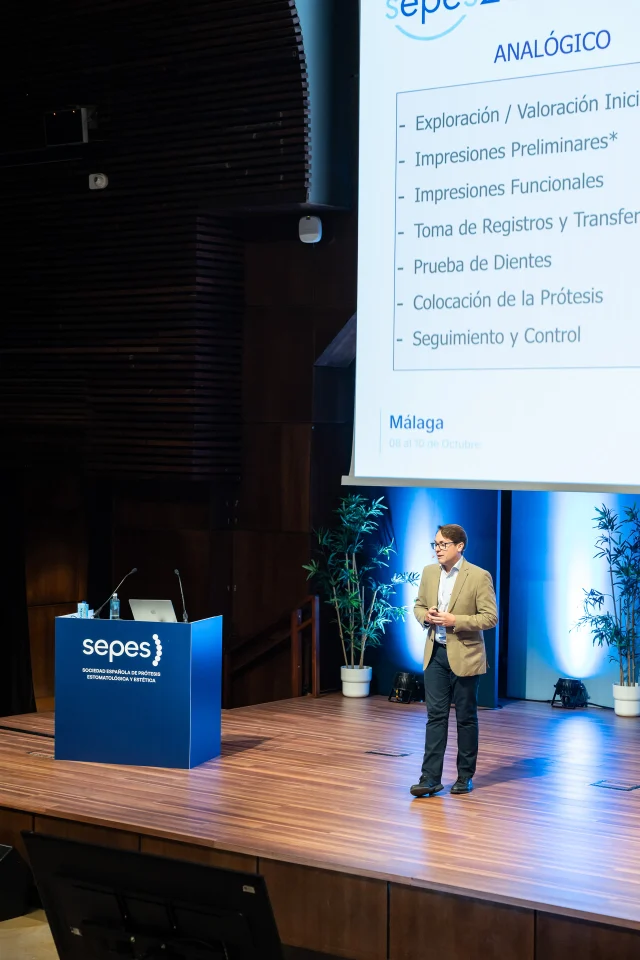 10 SIMPOSIO LA PRESCRIPCIÓN DE LA PRÓTESIS COMPLETA-005